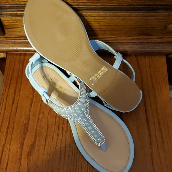 HP🏆 New Sky Blue Crystal & Pearl Sandals - Picture 7 of 9